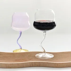 Calice da Vino Creativo con Stelo Intrecciato in Vetro Borosilicato Coppa da Vino Colorata Minimalista Retrò per Vino Rosso Banchetto a Casa