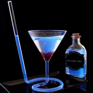 Creative spiral vampire cocktail glass with built-in glass straw martini cup