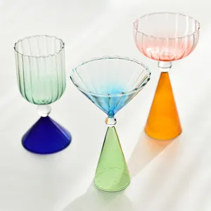 Kreatives Gestreiftes Glas Dessertbecher Mit Farbverlauf Hochfuß Eiscreme Pudding Schüssel Vintage Hitzebeständige Glaswaren Für Party