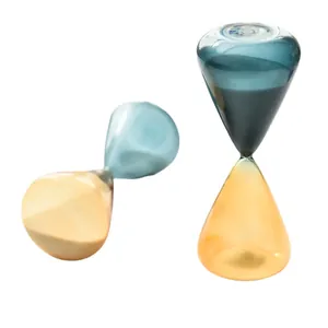 Eleganter zweifarbiger Glas-Sanduhr-Timer für kreative Wohn- und Bürodekoration