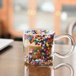 Tazza di Vetro a Doppio Strato Con Paillettes a Sabbie Mobili a Cuore Vetro Borosilicato Resistente al Calore Mug da Caffè Regalo