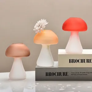 Creative Mushroom Glass Vase Frosted Transparent Colored Hydroponic Flower Vase For Home Decor Desktop Ornament Aromatherapy Bottle