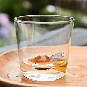 Creative minimalist glass cup with 3D goldfish figurine inside for cold and hot drinks