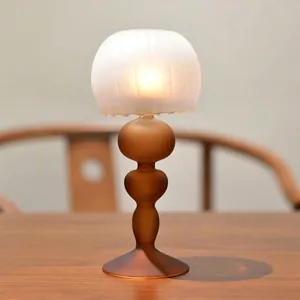 Candelabro in Vetro Smerigliato di Lusso Europeo a Forma di Lampada Portacandele Retro per Matrimonio Casa Tavolo Ornamento