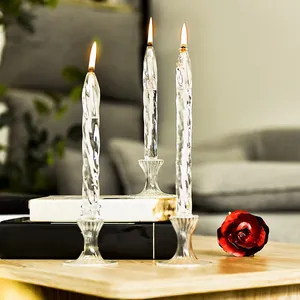 Elegantes lámparas de aceite de vidrio en forma de vela en espiral para hogar y mesa.