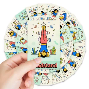 Cartoon Yoga Posen Uebungs-Karten Set fuer Kinder und Erwachsene interaktives Fitness Training.
