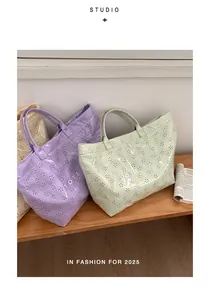 Collection de sacs fourre-tout en PVC imperméables découpés au laser pour femmes, grand