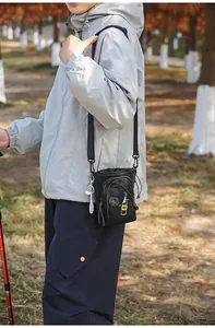 Bolso cruzado informal para móvil, monedero compacto, bolsa de hombro versátil para senderismo.