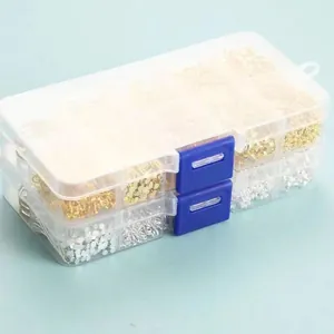 Scatola trasparente con vari componenti per gioielli fai-da-te in oro e argento, set completo.