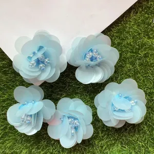 DIY γαλάζια λουλούδια με πούλιες και 3D χάντρες για παπούτσια, καπέλα και αξεσουάρ μόδας.