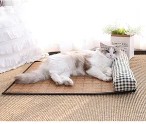 Tappetino refrigerante per animali cuscino a quadri gatti cani estate rattan traspirante.