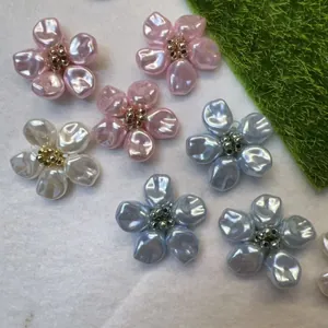 Perlen Blumen DIY Zubehör, 5-Blütenblatt Perlenanhänger für Schuhe Tasche Kleidung Dekoration.