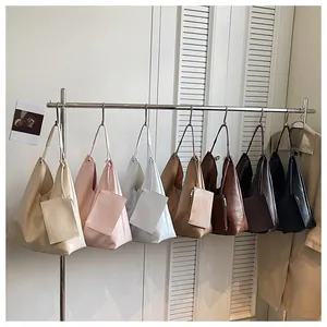 Slouchy soft leather tote bag multi color shoulder bag casual commuter handbag detail