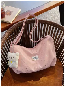 Borsa tote rosa con stampa di stelle e ciondolo orsetto di peluche, borsa a tracolla casual.