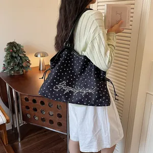 Sac cabas epaule noir grande capacite motif pattes de chat tendance sac shopping