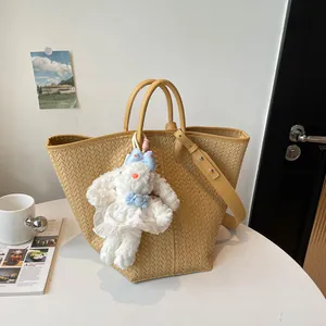 Grand sac cabas tisse pour femme sac porte epaule mode commute avec pendentif lapin mignon.
