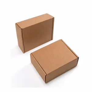 Kraftpapier Verpackungsbox Detailansicht, stabiler brauner Karton für sicheren Versand.