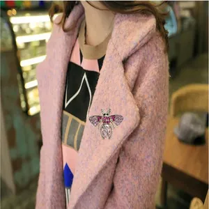 Cute rhinestone bee brooch alloy clothing accessory fashion lapel pin for women and girls