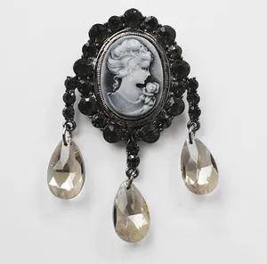 Vintage camée cristal pompon broche alliage strass style victorien bijoux accessoire détail