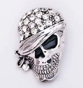 Rhinestone skull brooch pin, punk style crystal badge clothing accessory for men and women.