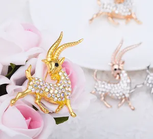 Broche chèvre en strass alliage doré élégante épingle de revers accessoire bijoux mode