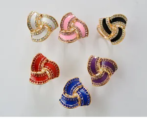 Zinc alloy rhinestone three-ring scarf buckle, elegant fashion accessory for women daily wear.