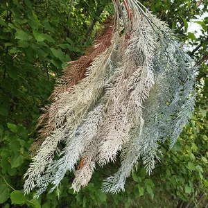 Guirlanda colgante de aguja de pino artificial para decoración de bodas y arreglos.