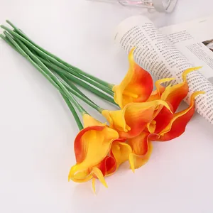 Bouquet de fleurs de lys calla artificiels en PU décoration maison accessoire photo.