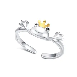 Zilveren kikker prins ring voor vrouwen, schattige verstelbare open ring met mooie gouden kroon.