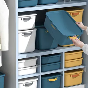 Caja de almacenamiento grande de plástico con tapa para organización del armario
