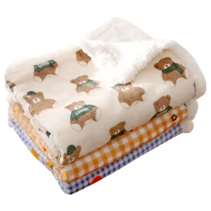 Schlanke Plüsch-Haustierdecke mit Teddybär- und Karomuster, weiche Schlafmatte für Hunde.