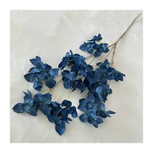 Ramo di fiori artificiali blu foschia per decorazioni nuziali composizione floreale casa
