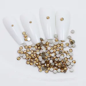 Champagner flache Nagel Strasssteine, glänzende Glas Kristalle für DIY Nagelkunst und Dekoration.