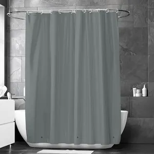 Grijs waterdicht PEVA douchegordijn voor badkamer, zwaar schimmelwerend ontwerp voor gebruik.