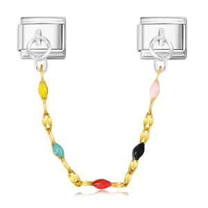 Detalle de la cadena de seguridad de doble cierre con cuentas para pulsera modular