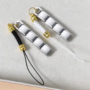 DIY modularer Edelstahl-Handyanhänger mit geflochtener Kordel und vergoldeten Akzenten