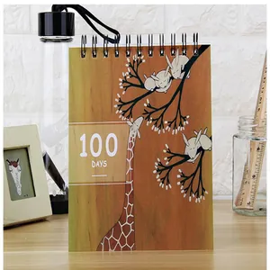 Carnet de planification de 100 jours style peinture à l'huile avec girafe et lapin