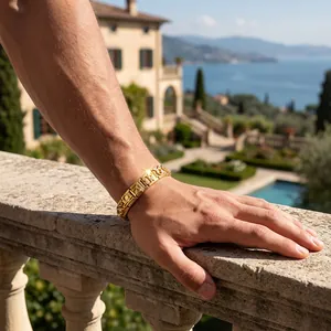 Bracciale modulare italiano 12 segni zodiacali placcato oro vista dettaglio