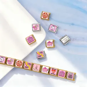 Détail des charms de bracelet modulaires italiens roses en acier inoxydable poli