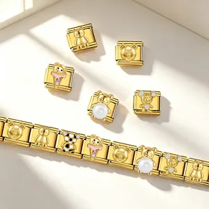 Detail der vergoldeten Edelstahl-Bärenlinks für italienische Charm-Armbänder