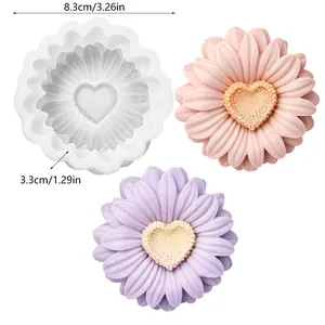 Detailansicht der Gänseblümchen Silikonform mit exakten Maßen von 8,3 cm Durchmesser