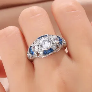 Vintage Art Deco Copper Zirconia Engagement Ring For Women Luxurious Rhinestone Blue Topaz Color Geometric Party Finger Ring