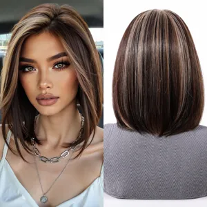 Vorder- und Rückansicht der 13x6 Lace-Front-Perücke mit blonden Highlights