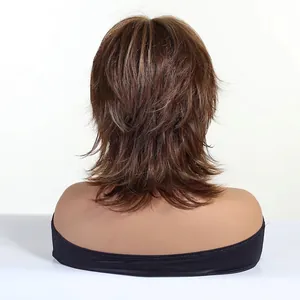 Peluca sintética unisex marrón a capas corte lobo mullet vista posterior pro