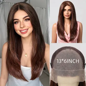 Λεπτομερείς όψεις της περούκας Futura 13x6 lace front με μεσαίου μήκους ίσια ξανθά μαλλιά
