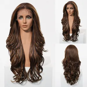 Vistas detalladas de la peluca lace front 13x6 en degradado marrón claro con ondas largas