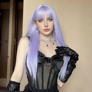 Parrucca viola lunga e liscia vibrante con frangia per cosplay Lolita e styling di moda