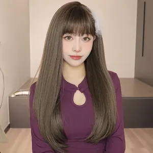 Perruque synthétique longue et lisse marron naturel de style coréen avec frange
