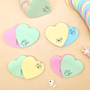 Notas adhesivas con forma de corazón pastel y lindos patrones de dibujos animados creativos.