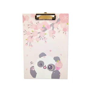 Süßes A4 Klemmbrett mit Panda- und Kirschblüten-Design für Studenten und das Büro